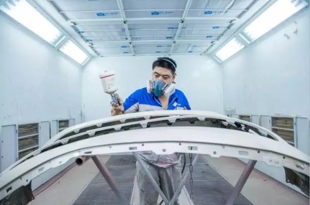 驚天秘聞: 開車去4S店做保養(yǎng)要花多少錢？