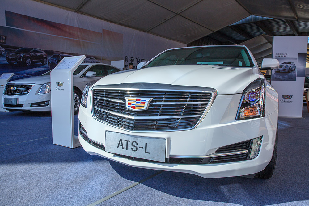 【車展第一天】遇到那個(gè)TA，放棄蘋果8......