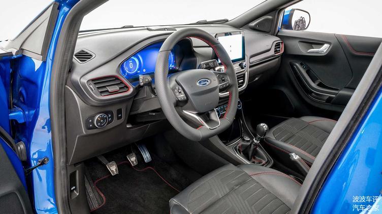 福特發(fā)布PUMA小型SUV官圖，歐式風(fēng)格，造型很有柔和感