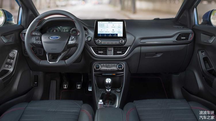 福特發(fā)布PUMA小型SUV官圖，歐式風(fēng)格，造型很有柔和感