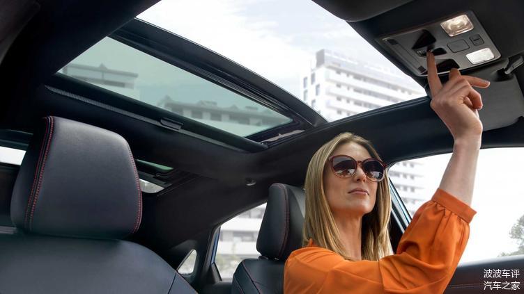 福特發(fā)布PUMA小型SUV官圖，歐式風(fēng)格，造型很有柔和感