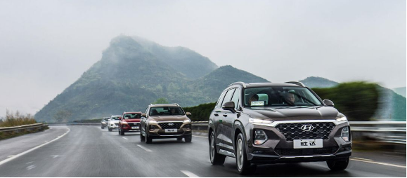 70%的車主不知道怎樣正確給汽車水箱加水，快看是不是你！