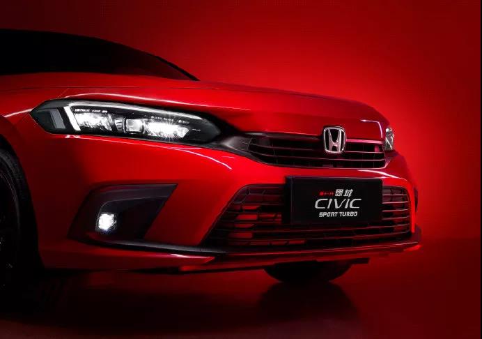 媒體說思域 | 如果有什么能證明我們的青春有處安放，那第十一代思域一定算一個